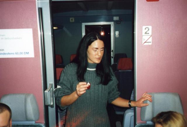 2000_04.jpg, 32 kB