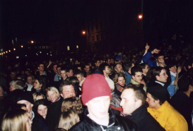 2000_20.jpg, 30 kB